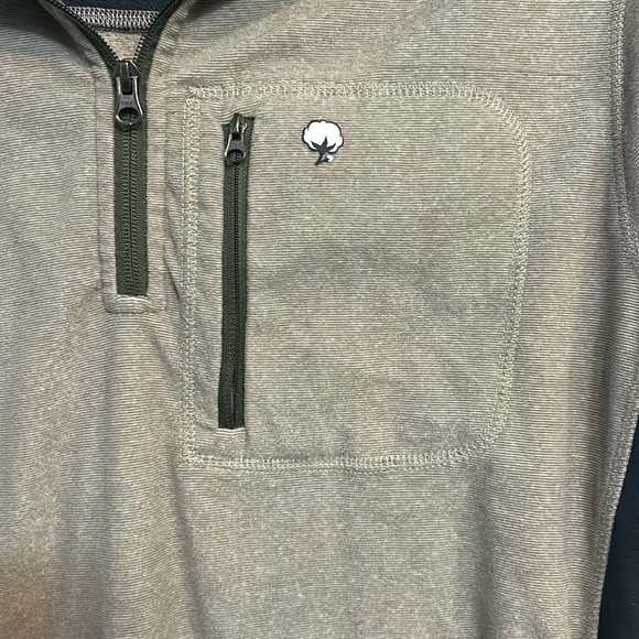 Like new worn twice Southern Shirt Pullover size Men’s Large - Picture 4 of 5